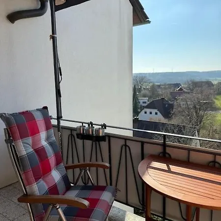 Grosszugige 3 Zimmerwhg., Balkon. Kuche. Tv, Wlan *