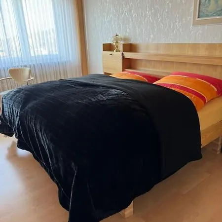 Apartamento Grosszugige 3 Zimmerwhg., Balkon. Kuche. Tv, Wlan